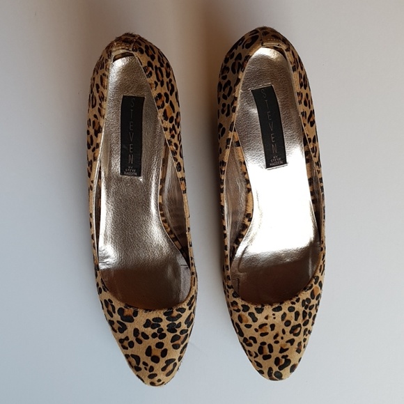 Steve Madden Animal Print Wedge - Picture 3 of 8
